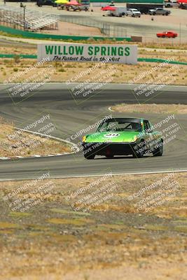 media/May-31-2025-CalClub SCCA (Sat) [[2c1a04e1ee]]/Qualifying/Group 6/Turn 4/
